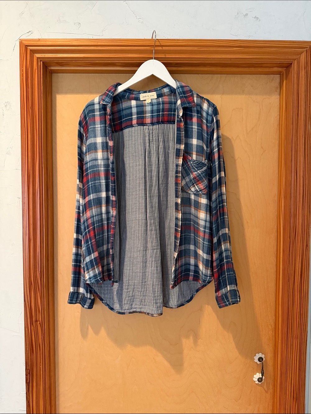 cloth & stone Blue & Red Plaid Button-Down Shirt
